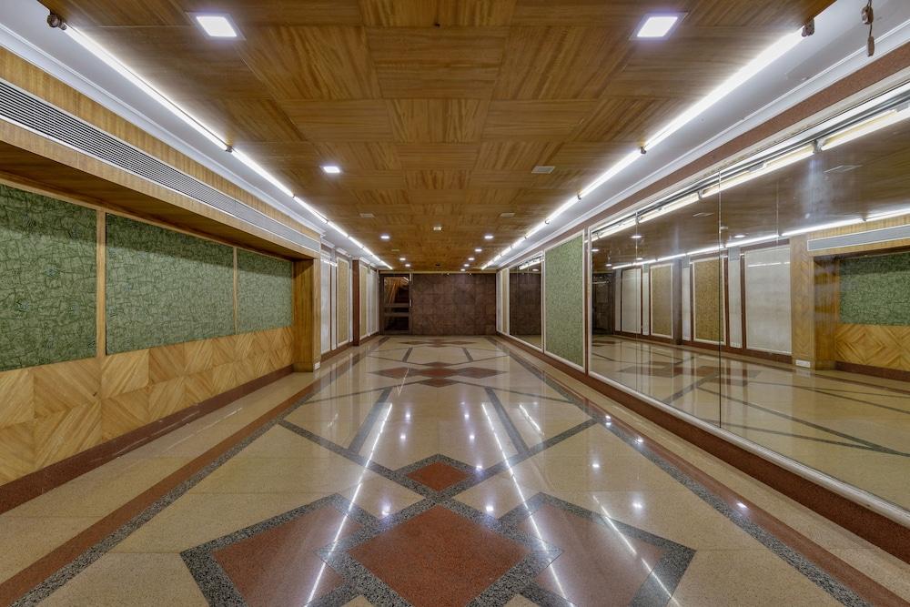 Hotel Ajanta Мумбаї Екстер'єр фото